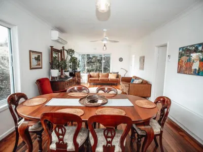 Search and Stay destination Port Campbell, VIC - Australia from AU$ 400. Craypot Cottage