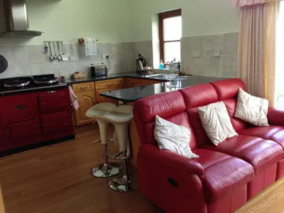 Search and Stay destination Probus, England - United Kingdom from AU$ 728. Penthouse Apartment Gallery suite, with Jacuzzi bath , steam cabinet.
