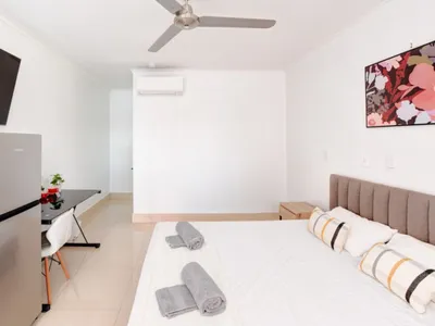 Search and Stay destination Katherine, NT - Australia from AU$ 199. Standard room (King Bed)
