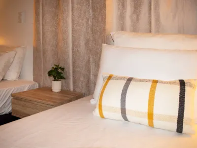 Search and Stay destination Katherine, NT - Australia from AU$ 219. Deluxe room (Queen bed+ Single bed)