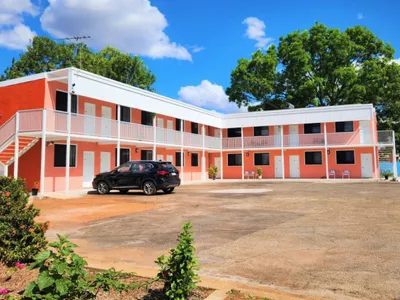 Search and Stay destination Katherine, NT - Australia from AU$ 229. Studio Deluxe Room: Kitchenette with Cook top