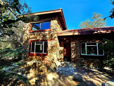 Search and Stay destination Marloth Park, MP - South Africa from AU$ 360. Luxury Guesthouse Co @ FlintstoneHouse