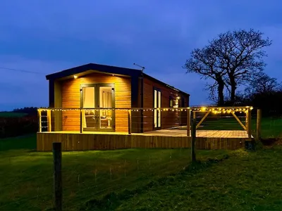 Search and Stay destination Bratton Clovelly, England - United Kingdom from AU$ 250. Tor Lodge (Oak Tree Lane)