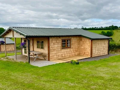 Search and Stay destination Bratton Clovelly, England - United Kingdom from AU$ 230. Moor View Cabin