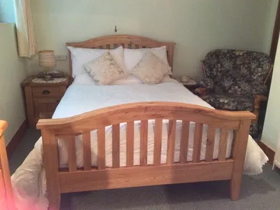Search and Stay destination Probus, England - United Kingdom from AU$ 270. Honey Suckle Room 6, with en suite, and kitchenette, patio area for barbecues