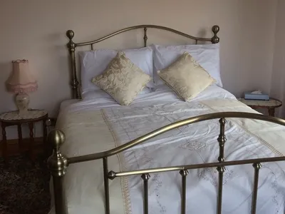 Search and Stay destination Probus, England - United Kingdom from AU$ 270. Rose in Peony Room 5 , with en suite, patio area.