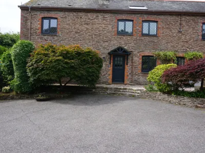 Search and Stay destination Slapton, England - United Kingdom from AU$ 248. Lower Carlane