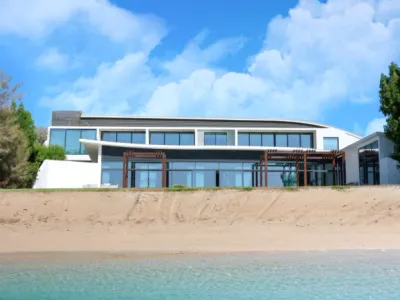 Search and Stay destination Abu Dhabi, Abu Dhabi - United Arab Emirates from AU$ 60,000. Silk Valley - Luxury 6 Bedroom Villa with Private Beach access at Nurai Island