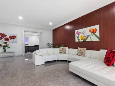 Search and Stay destination Bulla, VIC - Australia from AU$ 385. Loemans Lodge