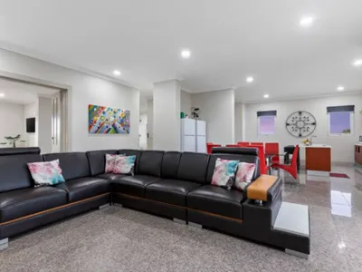 Search and Stay destination Bulla, VIC - Australia from AU$ 385. Loemans Lodge