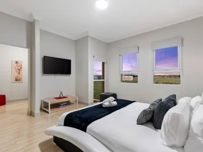 Search and Stay destination Bulla, VIC - Australia from AU$ 385. Loemans Lodge