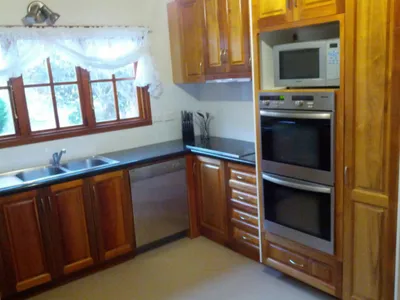 Search and Stay destination Blackmans Bay, TAS - Australia from AU$ 250. Cedar Cottage