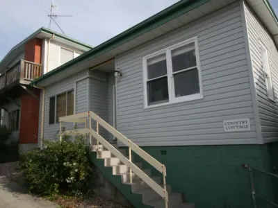 Search and Stay destination Blackmans Bay, TAS - Australia from AU$ 250. Country Cottage