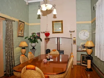Search and Stay destination Rutherglen, VIC - Australia from AU$ 240. Must Love Dogs - Garden Suites