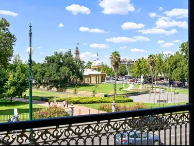 Search and Stay destination Bendigo, VIC - Australia from AU$ 260. A Balcony to View