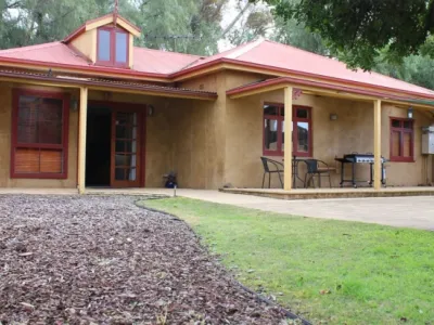 Search and Stay destination Gawler South, SA - Australia from AU$ 229. Unique River 3 Bed Cottage