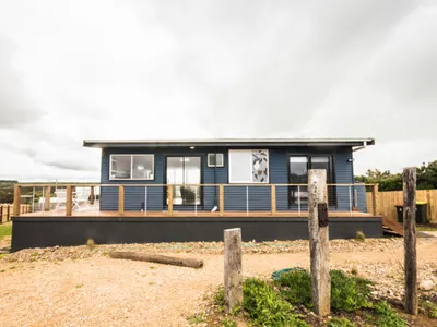 Search and Stay destination Port Campbell, VIC - Australia from AU$ 250. Ocean View Getaway