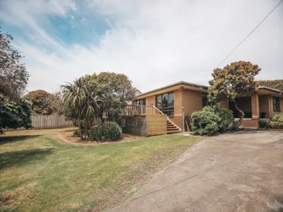 Search and Stay destination Port Campbell, VIC - Australia from AU$ 450. Port Bayou House
