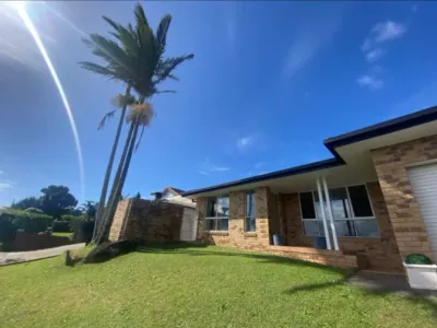 Search and Stay destination Skennars Head, NSW - Australia from AU$ 375. Coastal Delight
