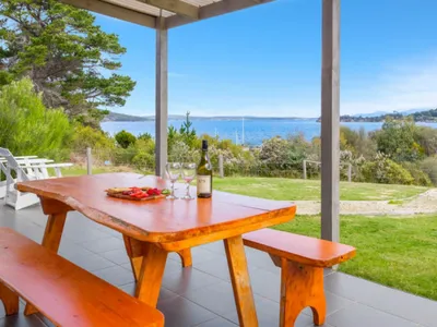 Search and Stay destination Alonnah, TAS - Australia from AU$ 605. Manfield Seaside Bruny Island