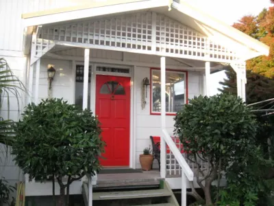 Search and Stay destination Russell, Northland - New Zealand from AU$ 186. Aimeo Huahine
