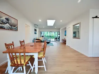 Search and Stay destination Old Bar, NSW - Australia from AU$ 236. Number 10 Tirriki Street