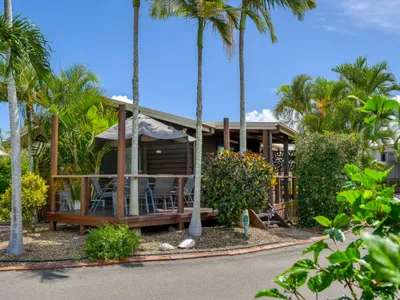 Search and Stay destination Urangan, QLD - Australia from AU$ 220. Two-Bedroom Villa - Pet-Friendly