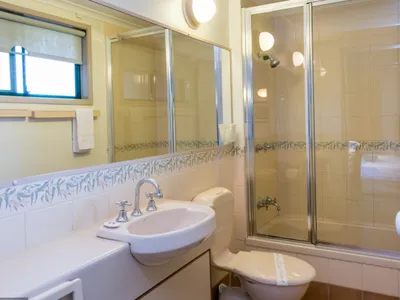Search and Stay destination Urangan, QLD - Australia from AU$ 155. Studio with Sea/Pool View - No Pets Allowed