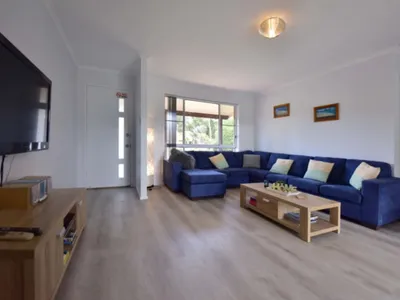 Search and Stay destination Old Bar, NSW - Australia from AU$ 151. Beachcomber