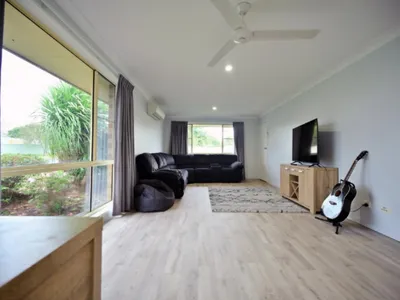Search and Stay destination Old Bar, NSW - Australia from AU$ 179. A Wave from it all