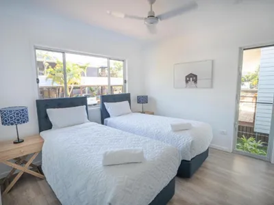 Search and Stay destination Urangan, QLD - Australia from AU$ 250. Sand Crab Cottage