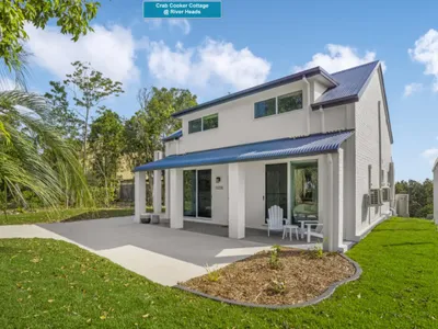Search and Stay destination River Heads, QLD - Australia from AU$ 310. Crab Cooker Cottage