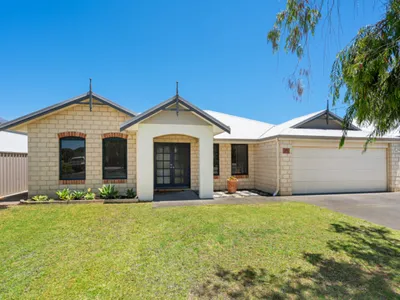 Search and Stay destination Quindalup, WA - Australia from AU$ 445. Golden Summers