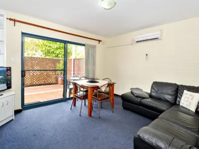 Search and Stay destination Middleton Beach, WA - Australia from AU$ 194. Dolphin Lodge Albany  - 1 Bedroom Apartment