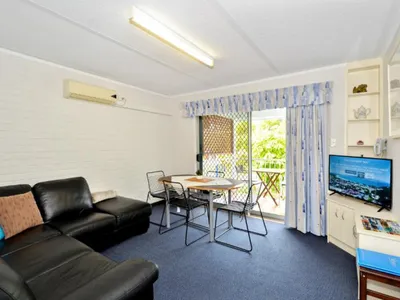 Search and Stay destination Middleton Beach, WA - Australia from AU$ 203. Dolphin Lodge - 2 Bedroom Apartment