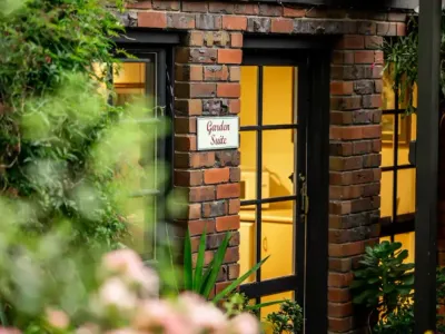 Search and Stay destination Kalorama, VIC - Australia from AU$ 195. Holly Lodge - Garden Suite