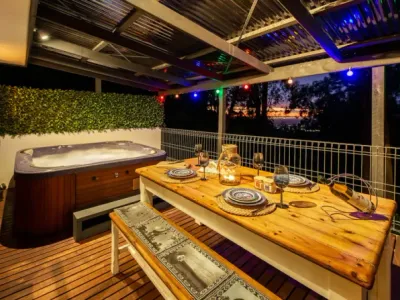 Search and Stay destination Kalorama, VIC - Australia from AU$ 350. Holly Lodge - Verandah View Cottage