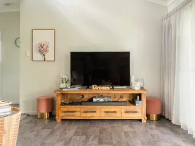 Search and Stay destination Yandina Creek, QLD - Australia from AU$ 315. Silhouette Cottage