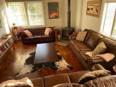 Search and Stay destination Ballandean, QLD - Australia from AU$ 900. The Barn, vineyard views, fireplaces, 💗 Ballandean