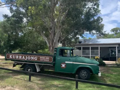 Search and Stay destination Ballandean, QLD - Australia from AU$ 900. The Barn, vineyard views, fireplaces, 💗 Ballandean