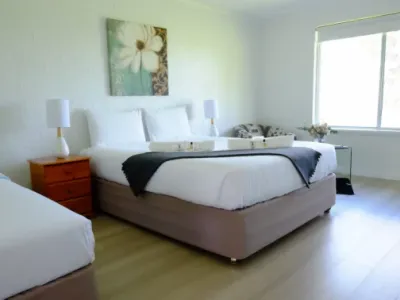 Search and Stay destination Vacy, NSW - Australia from AU$ 189. Vacy Hunter Valley Lodge - Triple Room
