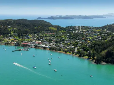 Search and Stay destination Russell, Northland - New Zealand from AU$ 1,070. Cloud 9 - 3 Bed Luxury Holiday Villa