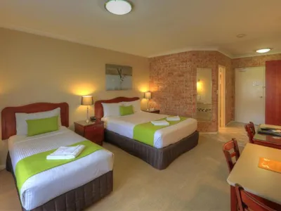 Search and Stay destination Dubbo, NSW - Australia from AU$ 181. Endeavour Court Motor Inn - Queen Twin