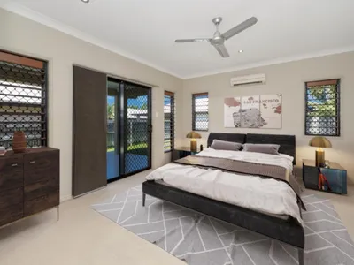 Search and Stay destination Railway Estate, QLD - Australia from AU$ 349. 5 Second Avenue