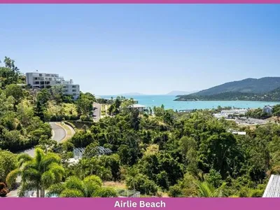 Search and Stay destination Airlie Beach, QLD - Australia from AU$ 189. 52 Airlie Beach Beauty at The Summit