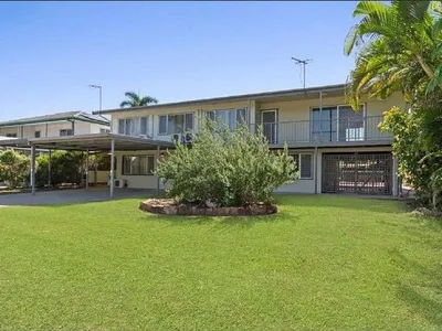 Search and Stay destination Cranbrook, QLD - Australia from AU$ 129. Aloomba Oasis
