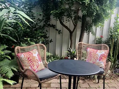 Search and Stay destination Pimlico, QLD - Australia from AU$ 177. Alroy Street 4/7