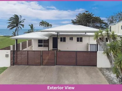Search and Stay destination Saunders Beach, QLD - Australia from AU$ 299. Cay Street 89