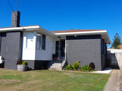 Search and Stay destination Devonport, TAS - Australia from AU$ 230. Retro Getaway House