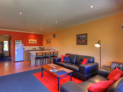 Search and Stay destination East Devonport, TAS - Australia from AU$ 170. Alice Beside The Sea - 2 Bedroom Apartment